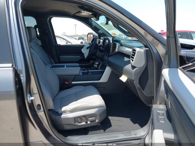 Продажа на аукционе авто 2026 Toyota Tundra Limited Crewmax 5.5' Bed, vin: 5TFJA5DB7TX412146, номер лота: 45464067