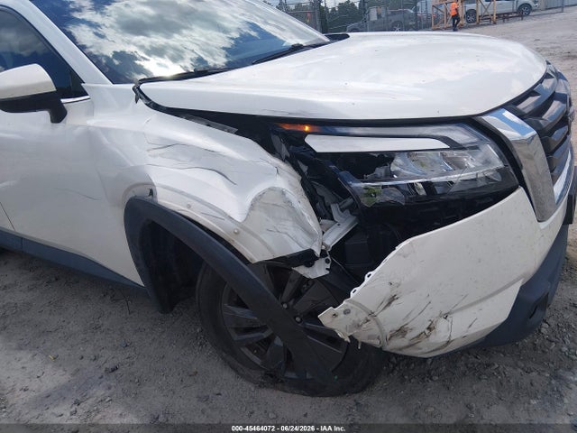 5N1DR3BA0NC254873 Nissan Pathfinder Sv 2wd