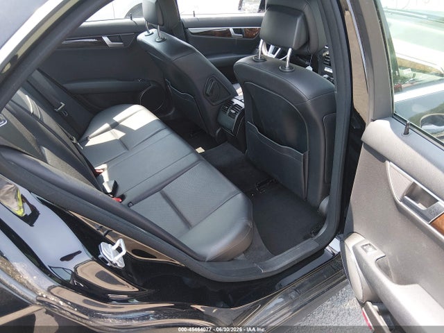 45464077 :رقم المزاد ، WDDGF8AB2DA878496 vin ، 2013 Mercedes-benz C 300 Sport 4matic مزاد بيع
