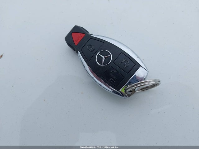 55SWF4KB8HU204944 Mercedes-Benz C 300 4matic