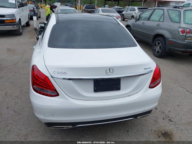 55SWF4KB8HU204944 Mercedes-Benz C 300 4matic