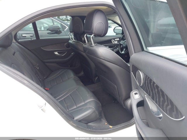 55SWF4KB8HU204944 Mercedes-Benz C 300 4matic