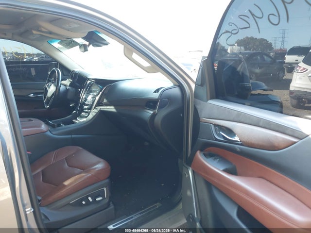 Продажа на аукционе авто 2018 Cadillac Escalade Premium Luxury, vin: 1GYS4CKJ9JR296616, номер лота: 45464265