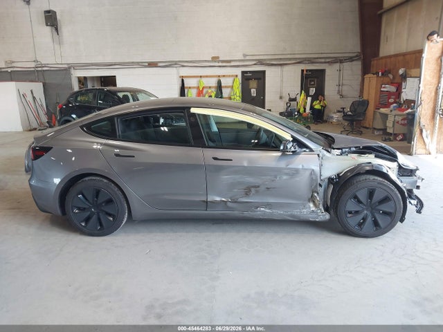 Продажа на аукционе авто 2025 Tesla Model 3 Long Range Rear-wheel Drive/standard Rear-wheel Drive, vin: 5YJ3E1EA6SF925294, номер лота: 45464283