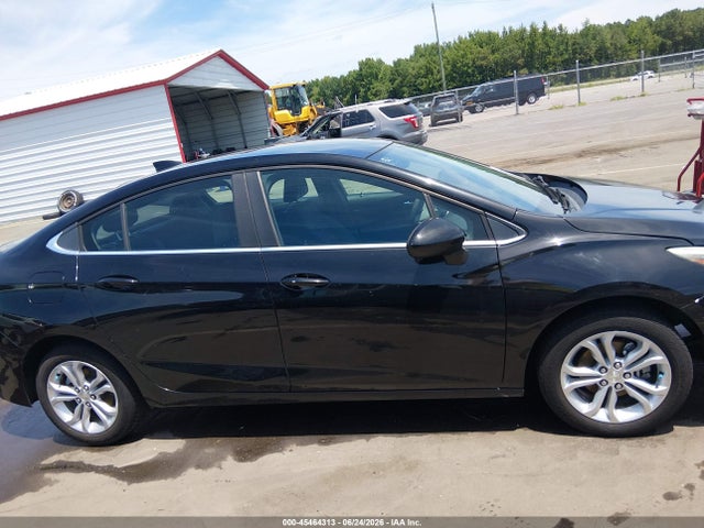 Продажа на аукционе авто 2019 Chevrolet Cruze Lt, vin: 1G1BE5SM6K7132531, номер лота: 45464313