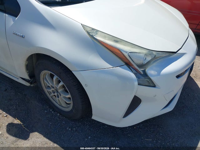 Toyota Prius Two 2018 JTDKBRFU6J3585507 Image 12