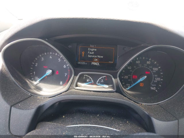 Ford FOCUS S 2018 1FADP3E25JL254480 Image 16