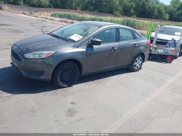 Ford FOCUS S 2018 1FADP3E25JL254480 Image 2
