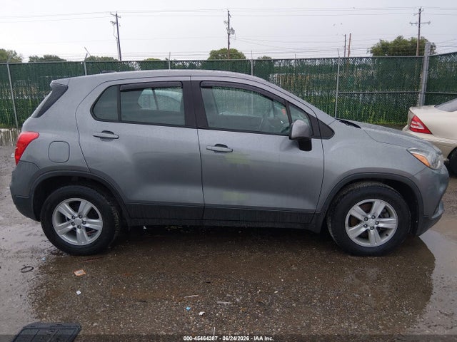 3GNCJKSB3LL300411 Chevrolet Trax Fwd Ls