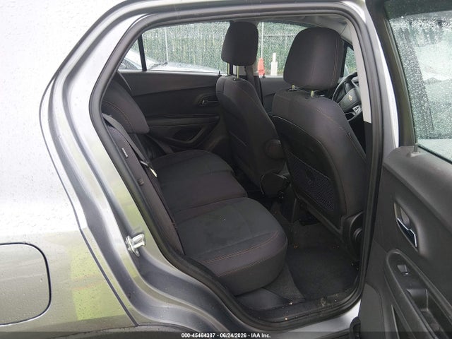 3GNCJKSB3LL300411 Chevrolet Trax Fwd Ls