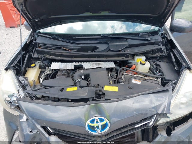 Продажа на аукционе авто 2013 Toyota Prius V Five, vin: JTDZN3EU8D3192343, номер лота: 45464410