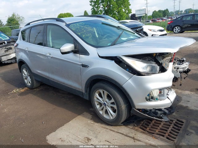 Продаж на аукціоні авто 2018 Ford Escape Se, vin: 1FMCU0GD6JUC04513, номер лоту: 45464422