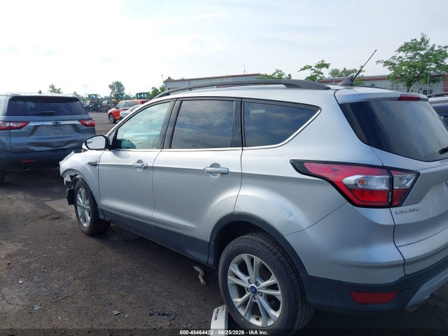 Продаж на аукціоні авто 2018 Ford Escape Se, vin: 1FMCU0GD6JUC04513, номер лоту: 45464422