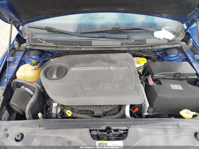 45464470 :رقم المزاد ، 1C3CCCDG7FN656614 vin ، 2015 Chrysler 200 S مزاد بيع
