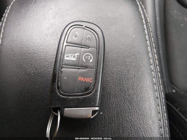45464544 :رقم المزاد ، 1C4PJMLB6KD355007 vin ، 2019 Jeep Cherokee Latitude Plus 4x4 مزاد بيع