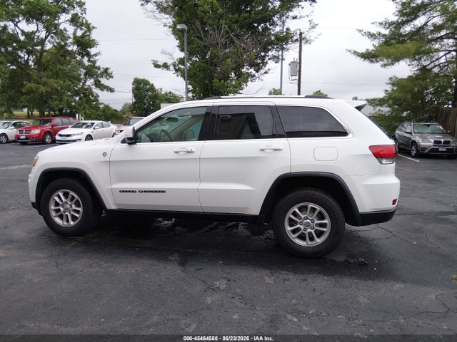 1C4RJFAG4LC165524 Jeep Grand Cherokee Laredo E 4x4