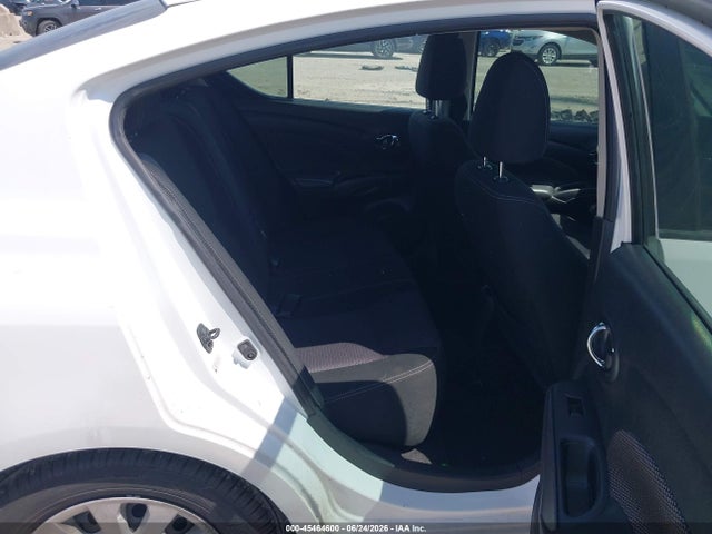 2017 Nissan Versa 1.6 Sv მანქანა იყიდება აუქციონზე, vin: 3N1CN7AP0HL886602, აუქციონის ნომერი: 45464600