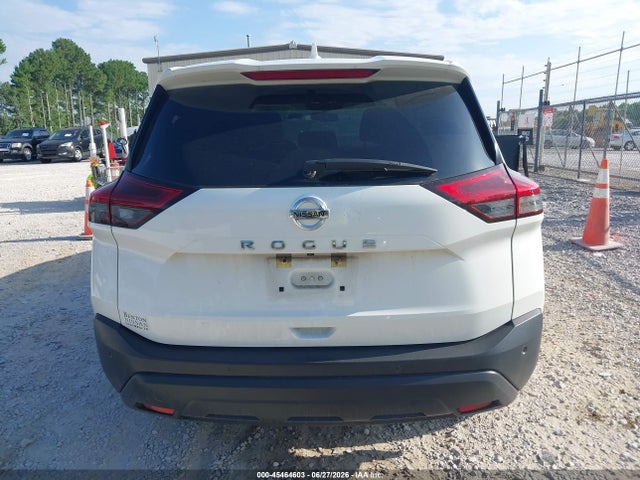 JN8AT3AA8MW013753 Nissan Rogue S Fwd