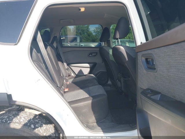 JN8AT3AA8MW013753 Nissan Rogue S Fwd