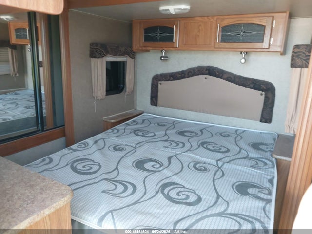 2013 Forest River Other მანქანა იყიდება აუქციონზე, vin: 4X4TRLG20D1846943, აუქციონის ნომერი: 45464604