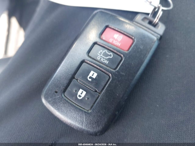 Auction sale of the 2018 Toyota Highlander Xle, vin: 5TDKZRFH7JS533767, lot number: 45464634