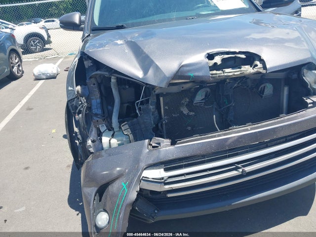 45464634 :رقم المزاد ، 5TDKZRFH7JS533767 vin ، 2018 Toyota Highlander Xle مزاد بيع
