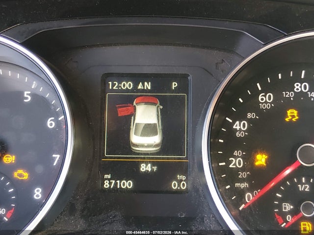 45464635 :رقم المزاد ، 3VW4T7AJ7HM398225 vin ، 2017 Volkswagen Jetta Gli مزاد بيع