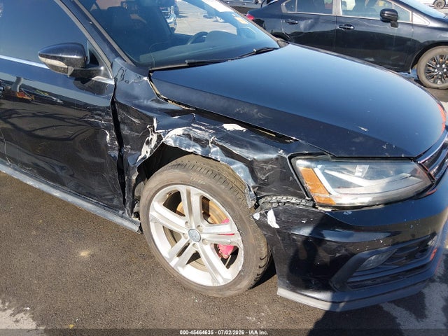 45464635 :رقم المزاد ، 3VW4T7AJ7HM398225 vin ، 2017 Volkswagen Jetta Gli مزاد بيع