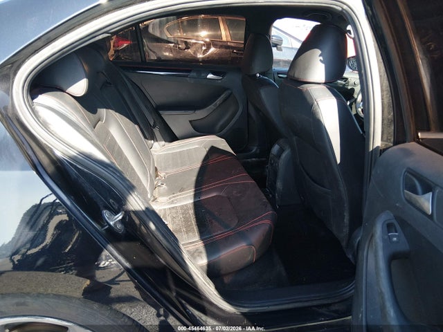 45464635 :رقم المزاد ، 3VW4T7AJ7HM398225 vin ، 2017 Volkswagen Jetta Gli مزاد بيع