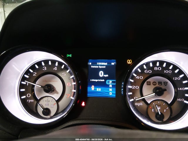 2013 Chrysler 300c John Varvatos Limited Edition მანქანა იყიდება აუქციონზე, vin: 2C3CCADT8DH686423, აუქციონის ნომერი: 45464760