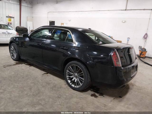 2013 Chrysler 300c John Varvatos Limited Edition მანქანა იყიდება აუქციონზე, vin: 2C3CCADT8DH686423, აუქციონის ნომერი: 45464760