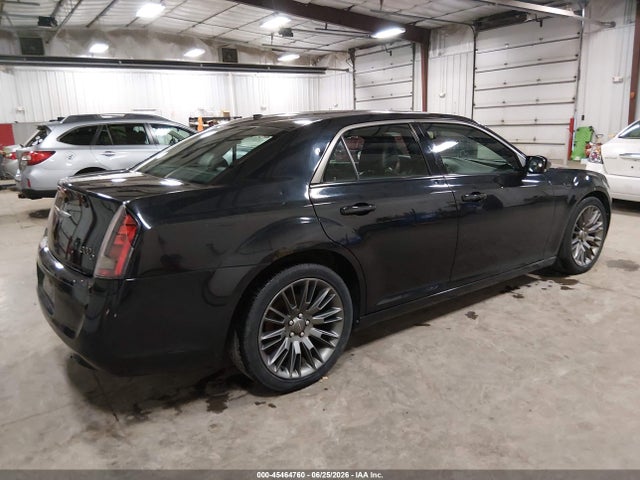 2013 Chrysler 300c John Varvatos Limited Edition მანქანა იყიდება აუქციონზე, vin: 2C3CCADT8DH686423, აუქციონის ნომერი: 45464760