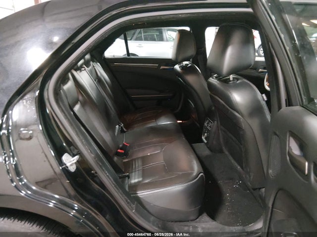 2013 Chrysler 300c John Varvatos Limited Edition მანქანა იყიდება აუქციონზე, vin: 2C3CCADT8DH686423, აუქციონის ნომერი: 45464760