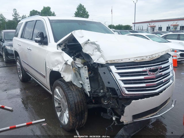 45464789 :رقم المزاد ، 1GYS4DKJ1HR378629 vin ، 2017 Cadillac Escalade Platinum مزاد بيع