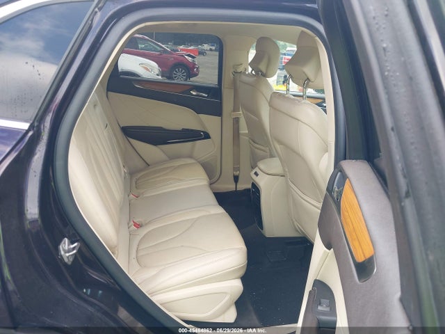 Продаж на аукціоні авто 2015 Lincoln Mkc, vin: 5LMCJ2A92FUJ05748, номер лоту: 45464862