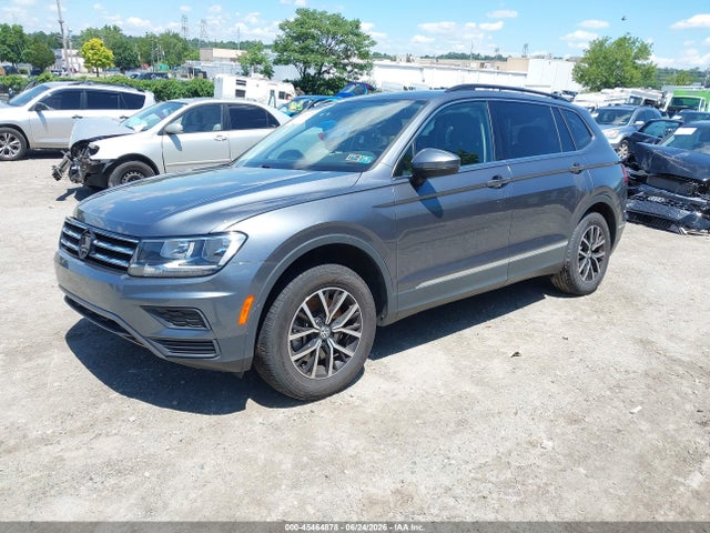 3VV2B7AX2MM106459 Volkswagen Tiguan 2.0t Se/2.0t Se R-line Black/2.0t Sel