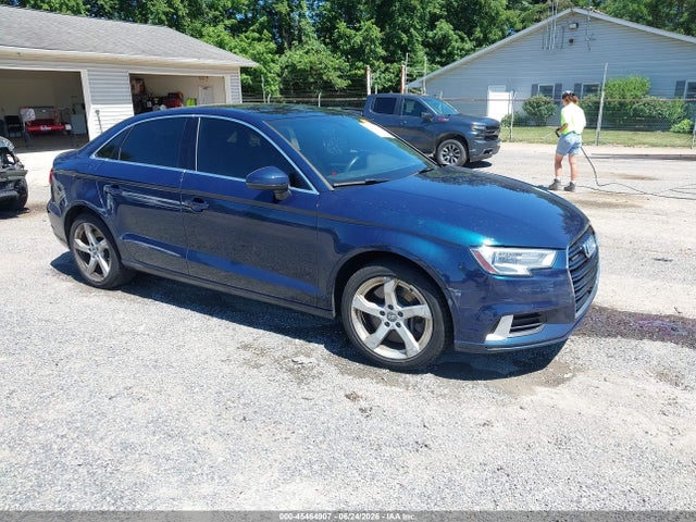 45464907 :رقم المزاد ، WAUBEGFF8KA120248 vin ، 2019 Audi A3 45 Premium مزاد بيع