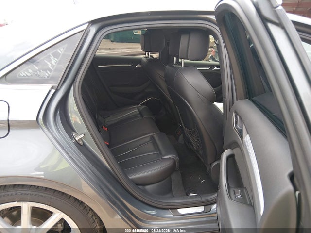 Audi A3 2.0t Premium 2015 WAUKFGFF8F1043688 Image 8