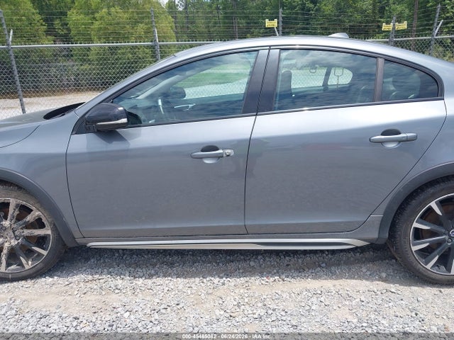Продажа на аукционе авто 2016 Volvo S60 Cross Country T5 Platinum, vin: YV4612UM7G2000377, номер лота: 45465082