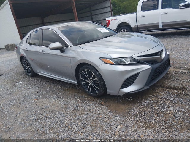 Toyota CAMRY SE 2018 4T1B11HK2JU152613 zdjęcie główne