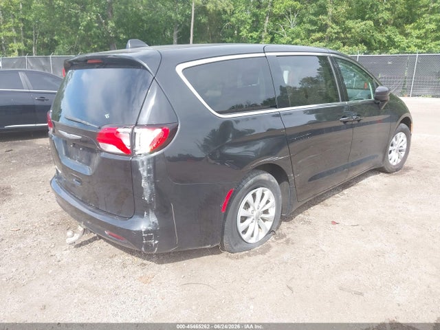 45465262 :رقم المزاد ، 2C4RC1DGXHR676677 vin ، 2017 Chrysler Pacifica Touring مزاد بيع