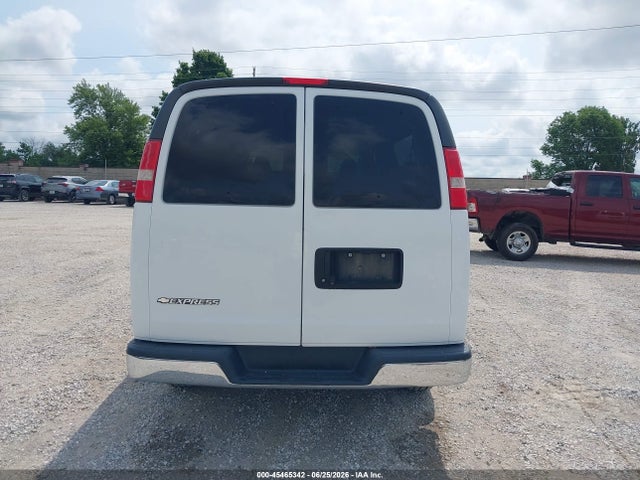 1GAZGPFGXH1269377 Chevrolet Express 3500 Lt