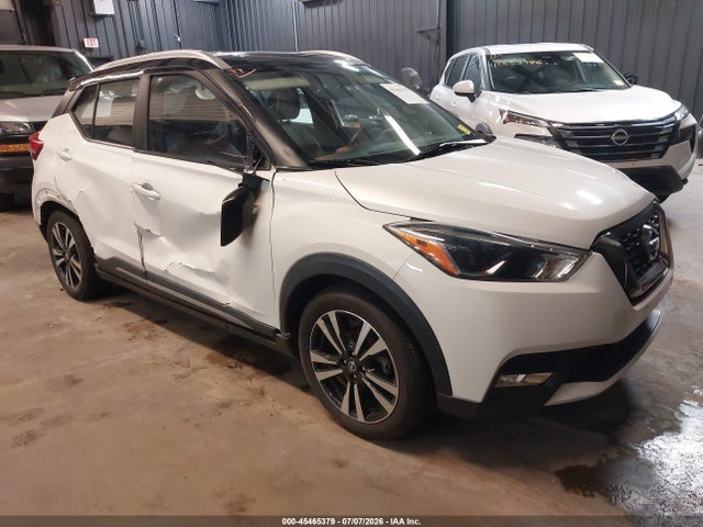 2019 Nissan Kicks Sr მანქანა იყიდება აუქციონზე, vin: 3N1CP5CUXKL519747, აუქციონის ნომერი: 45465379
