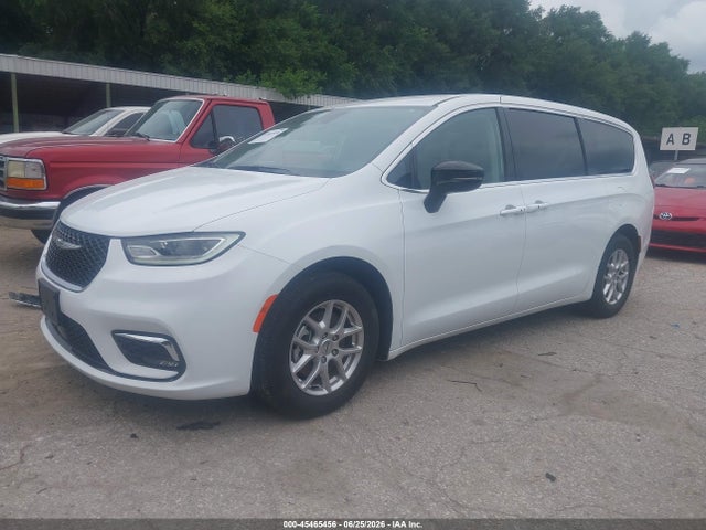 Auction sale of the 2024 Chrysler Pacifica Touring L, vin: 2C4RC1BG5RR144421, lot number: 45465456