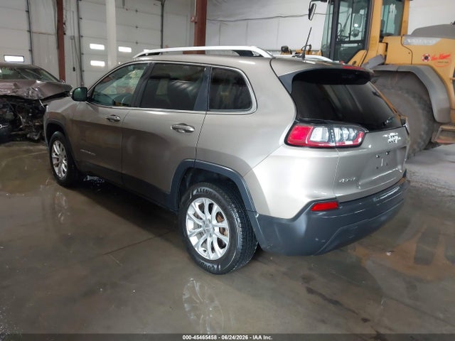 Jeep Cherokee Latitude 4x4 2019 1C4PJMCB3KD464041 Image 3