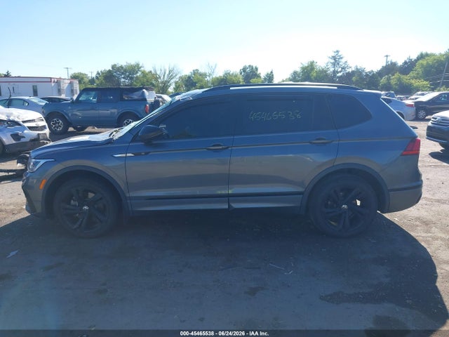 2023 Volkswagen Tiguan 2.0t Se R-line Black მანქანა იყიდება აუქციონზე, vin: 3VVCB7AX0PM126752, აუქციონის ნომერი: 45465538
