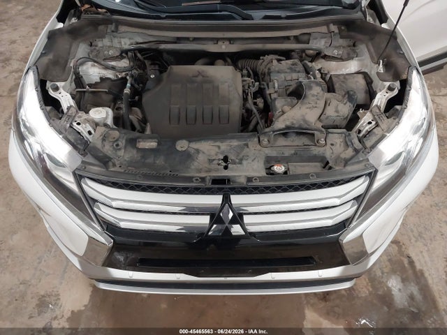 2018 Mitsubishi Eclipse Cross Se/sel მანქანა იყიდება აუქციონზე, vin: JA4AT5AA0JZ070301, აუქციონის ნომერი: 45465563