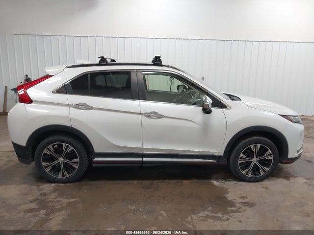 2018 Mitsubishi Eclipse Cross Se/sel მანქანა იყიდება აუქციონზე, vin: JA4AT5AA0JZ070301, აუქციონის ნომერი: 45465563