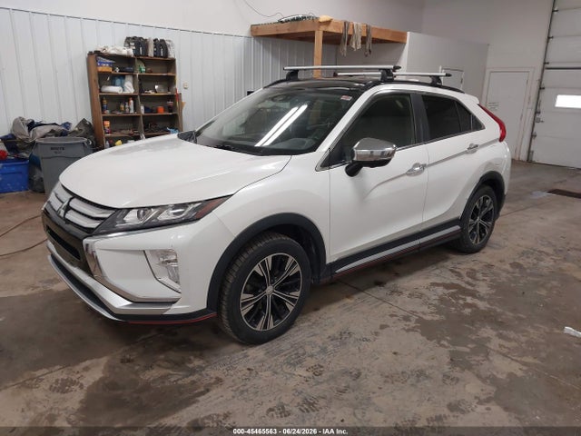2018 Mitsubishi Eclipse Cross Se/sel მანქანა იყიდება აუქციონზე, vin: JA4AT5AA0JZ070301, აუქციონის ნომერი: 45465563
