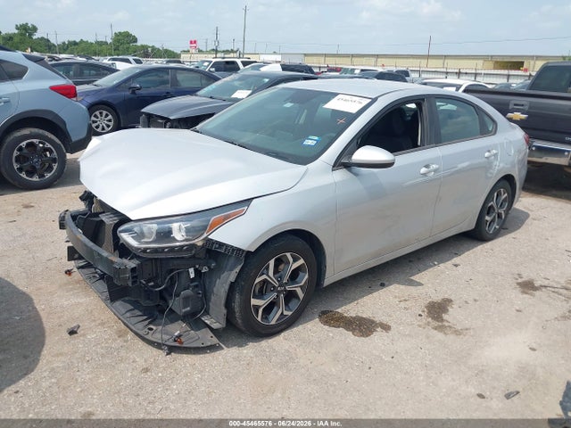 2019 Kia Forte Lxs მანქანა იყიდება აუქციონზე, vin: 3KPF24AD7KE090609, აუქციონის ნომერი: 45465576